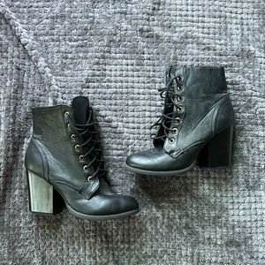 ZAMBOO boot heels lace up 7.5